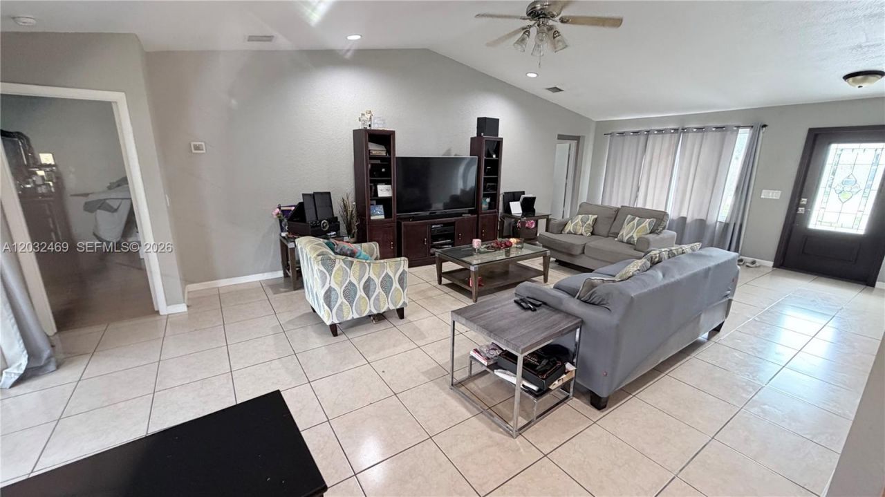 5356 NW 93rd Ter , Sunrise, FL 33351 Photo
