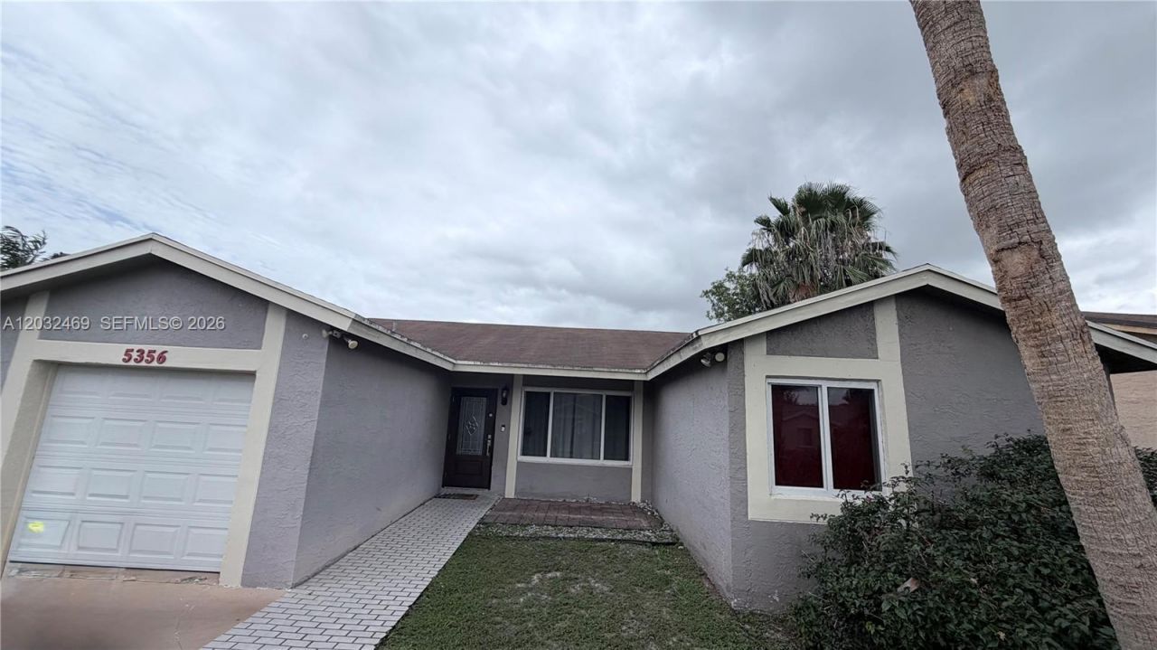 5356 NW 93rd Ter , Sunrise, FL 33351 Photo