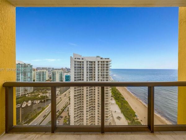 16275 Collins Ave, Unit 2502, Sunny Isles Beach, FL 33160
