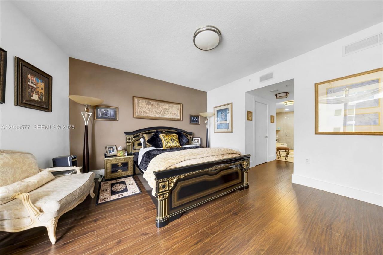 16275 Collins Ave, Unit 2502, Sunny Isles Beach, FL 33160 Photo