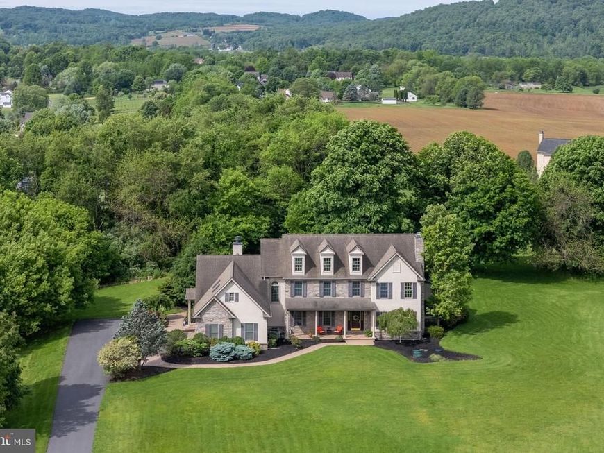 20 Longhill Drive , Easton, PA 18042 Main Photo