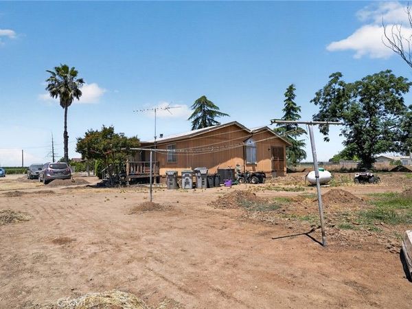 3512 S Blythe Avenue, Fresno, CA 93706