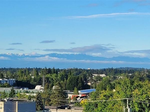 4536 Viewmont Ave, Unit #406, Saanich, BC V8Z 5L2
