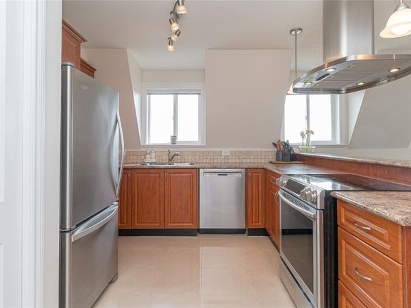 4536 Viewmont Ave , Unit #406, Saanich, BC V8Z 5L2