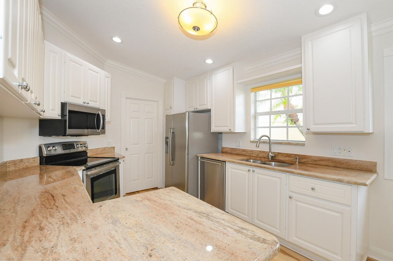 10653 SW Hartwick Drive, Port Saint Lucie, FL 34987 Photo