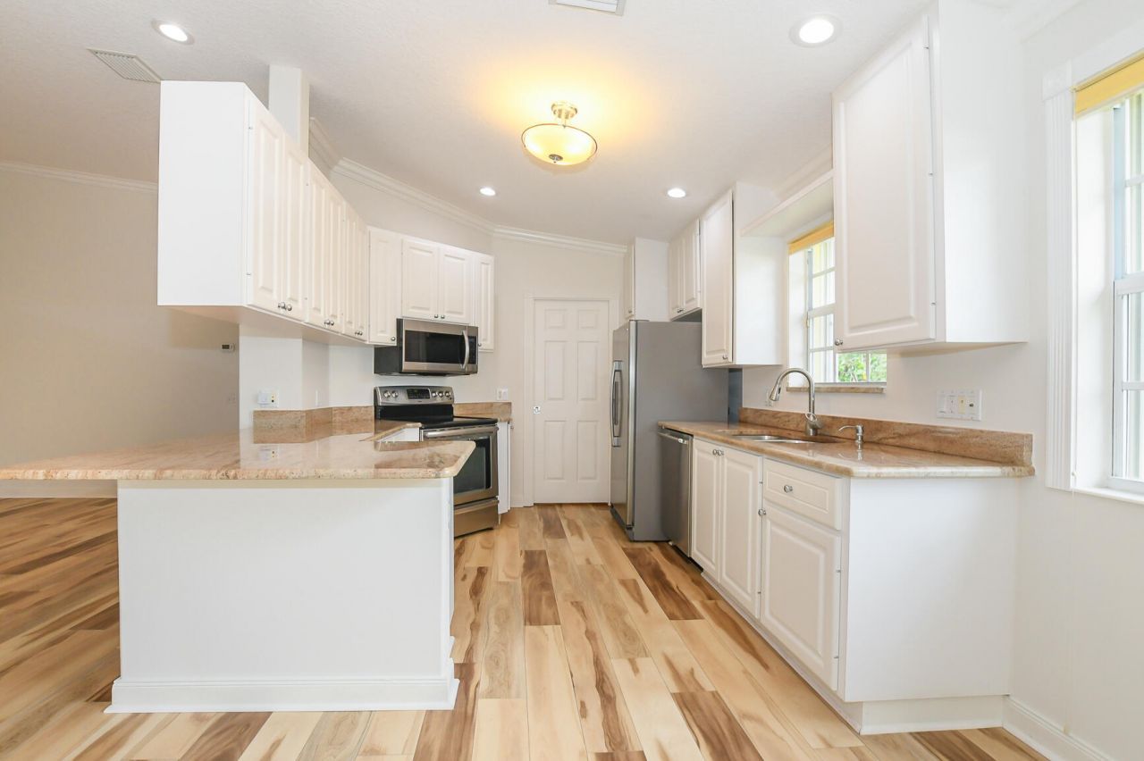 10653 SW Hartwick Drive, Port Saint Lucie, FL 34987 Photo