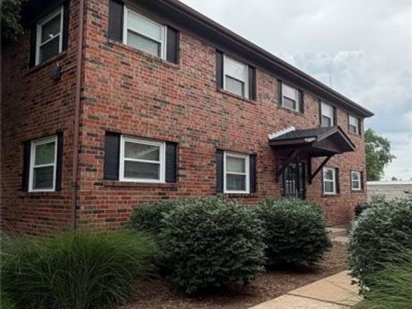 6727 Colony Acres Drive , Affton, MO 63123