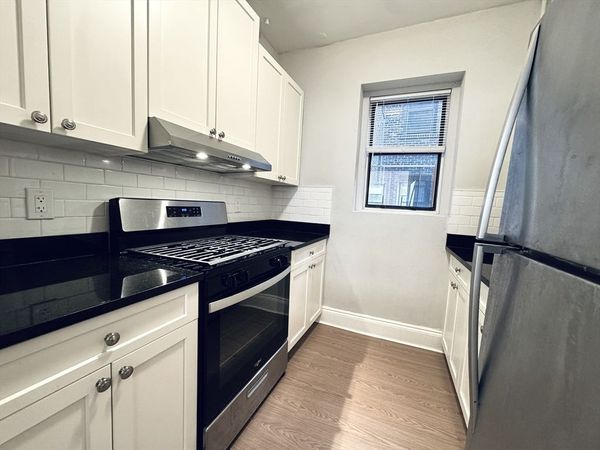 4 Langmaid Ave, Unit 1, Somerville, MA 02145