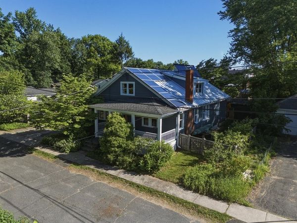 35 Rust Avenue, Northampton, MA 01060