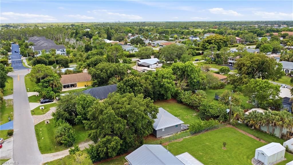 133 2nd St , Naples, FL 34113 Photo