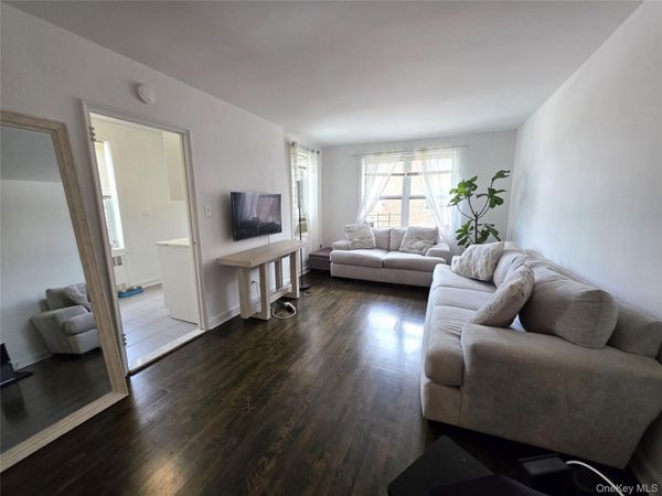 33-15 81st Street , Unit 5D, Jackson Heights, NY 11372