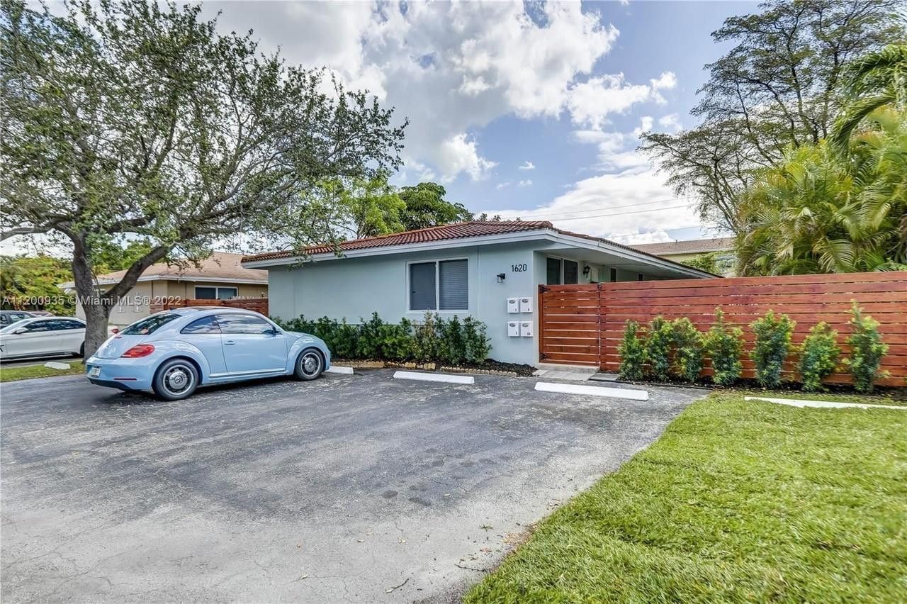 1620 NE 20th Avenue, Unit 2, Fort Lauderdale, FL 33305 Photo