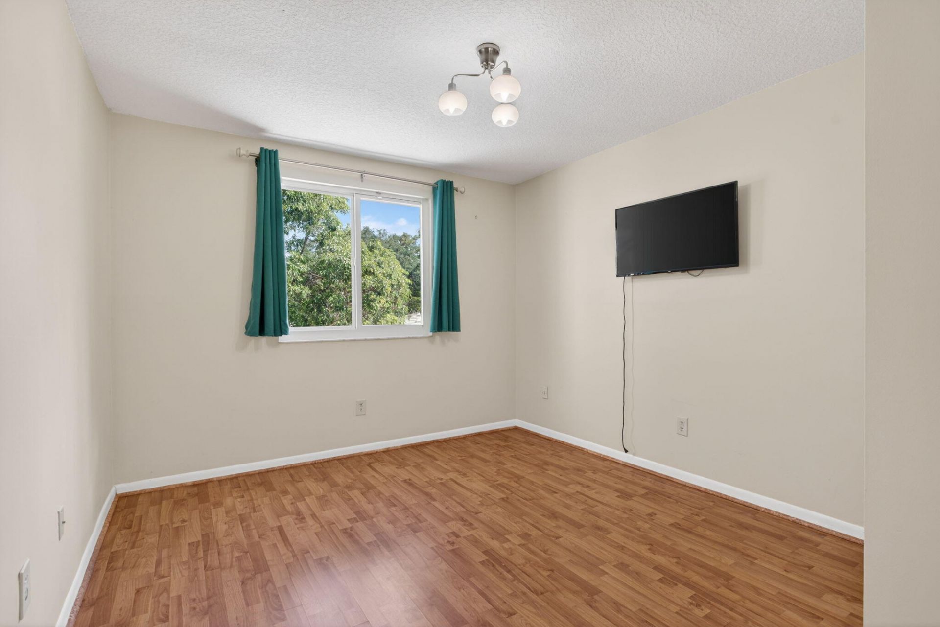 9812 NW 2nd Court, Plantation, FL 33324 Photo