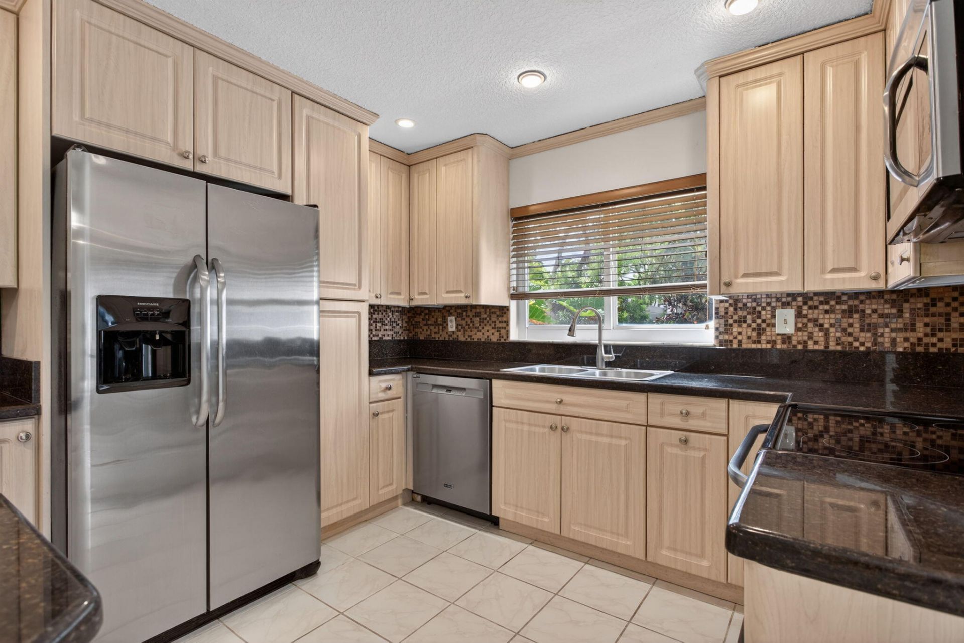 9812 NW 2nd Court, Plantation, FL 33324 Photo