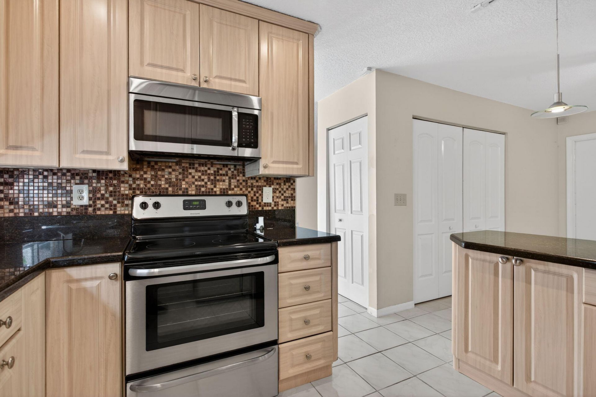 9812 NW 2nd Court, Plantation, FL 33324 Photo