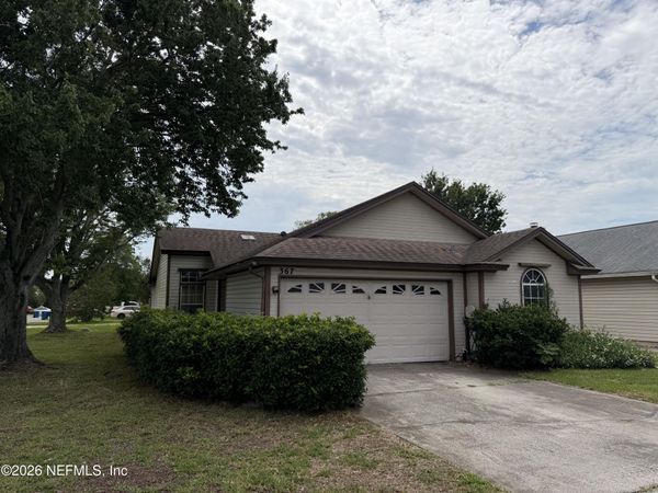 367 FULL MOON Trail, Jacksonville, FL 32225