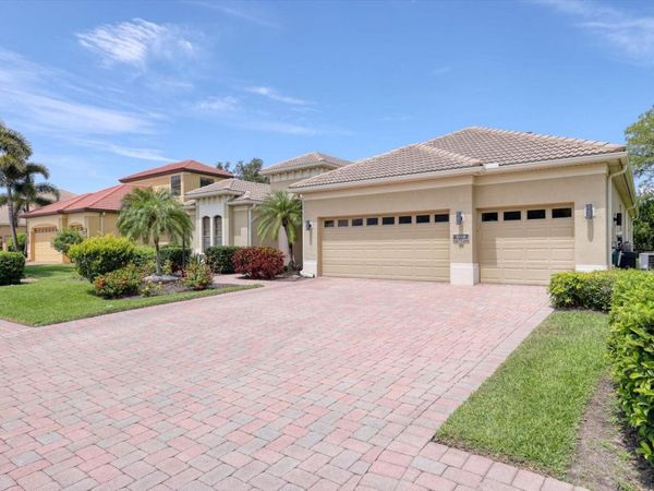 4688 TUSCANA DRIVE , SARASOTA, FL 34241