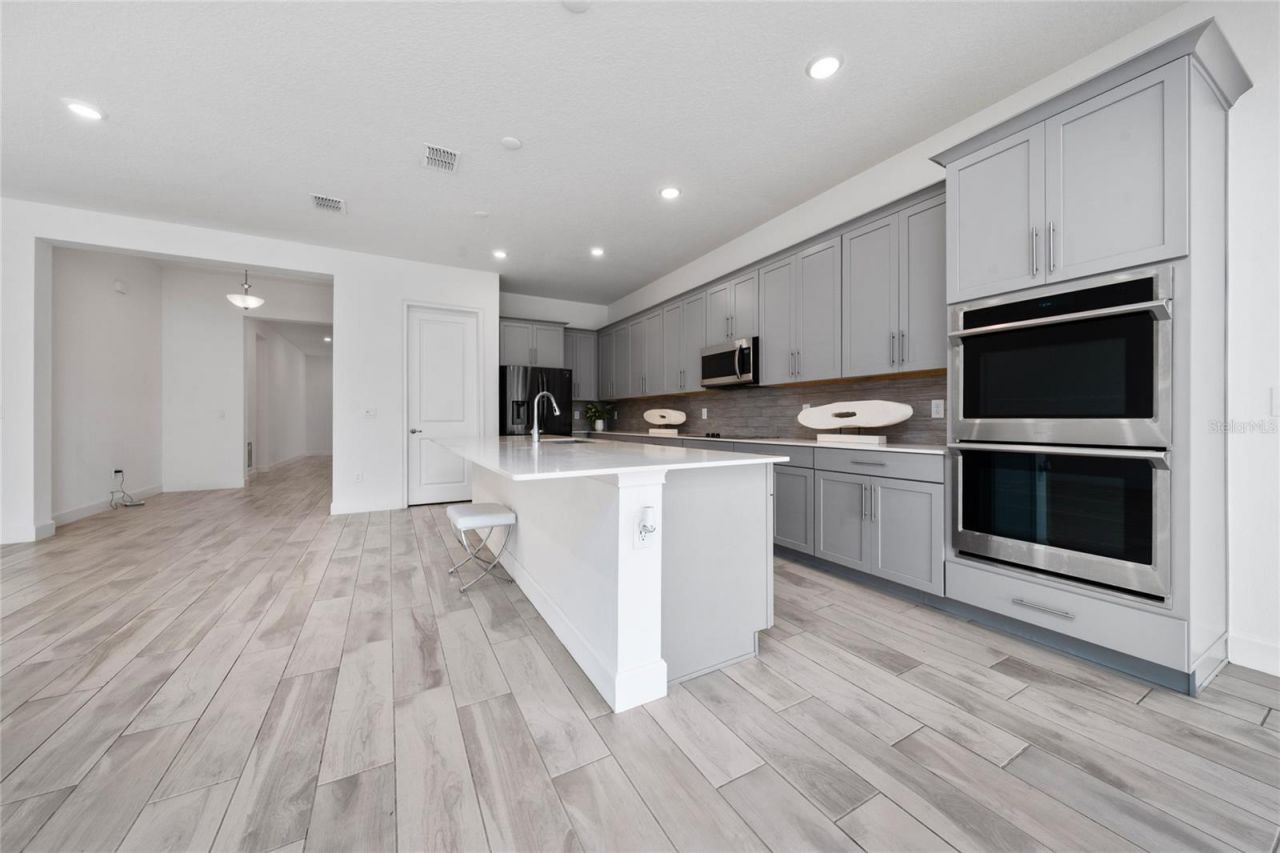7687 Bowery Drive , Winter Garden, FL 34787 Photo