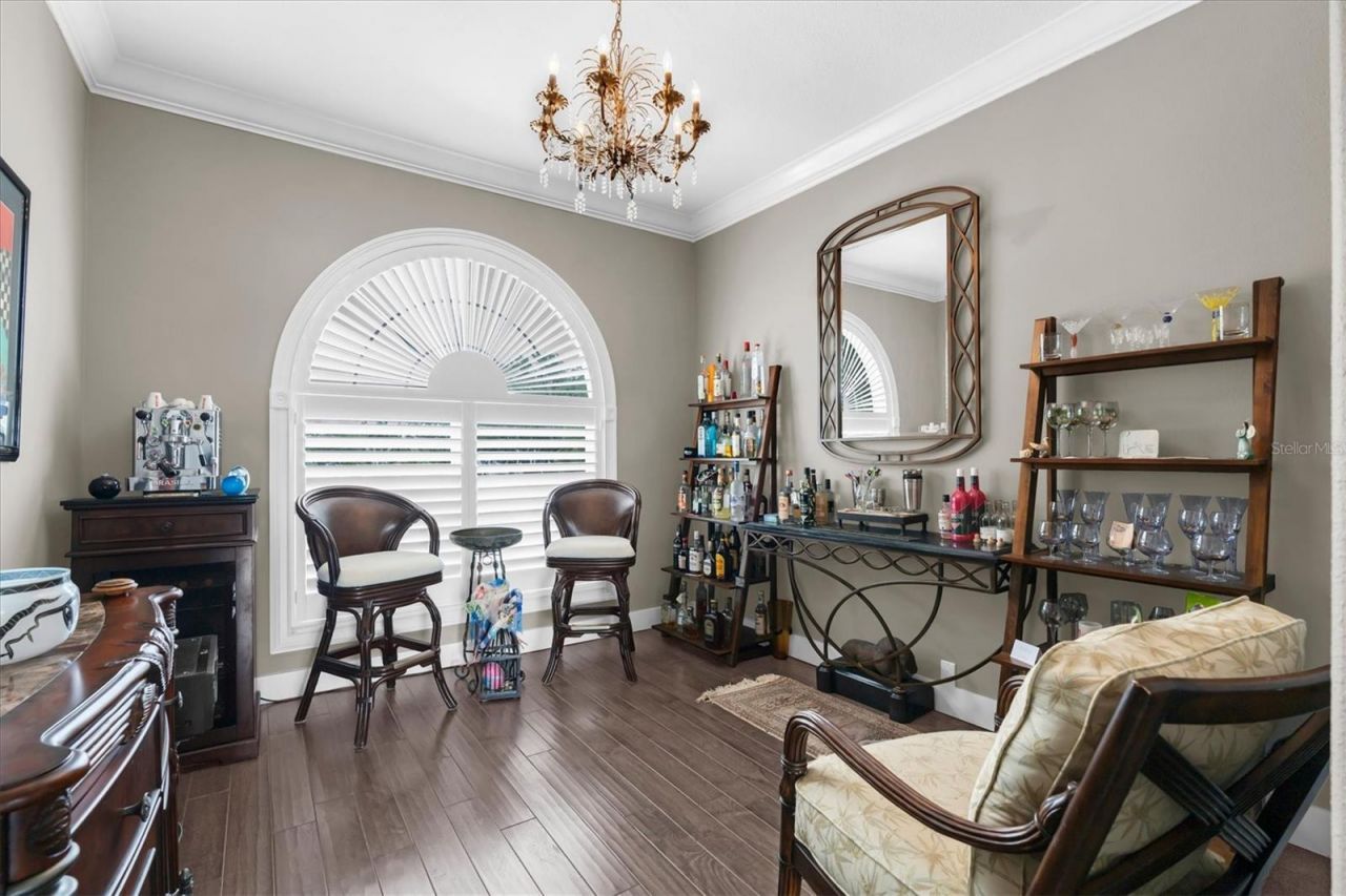 2853 Seabreeze Drive S, Gulfport, FL 33707 Photo