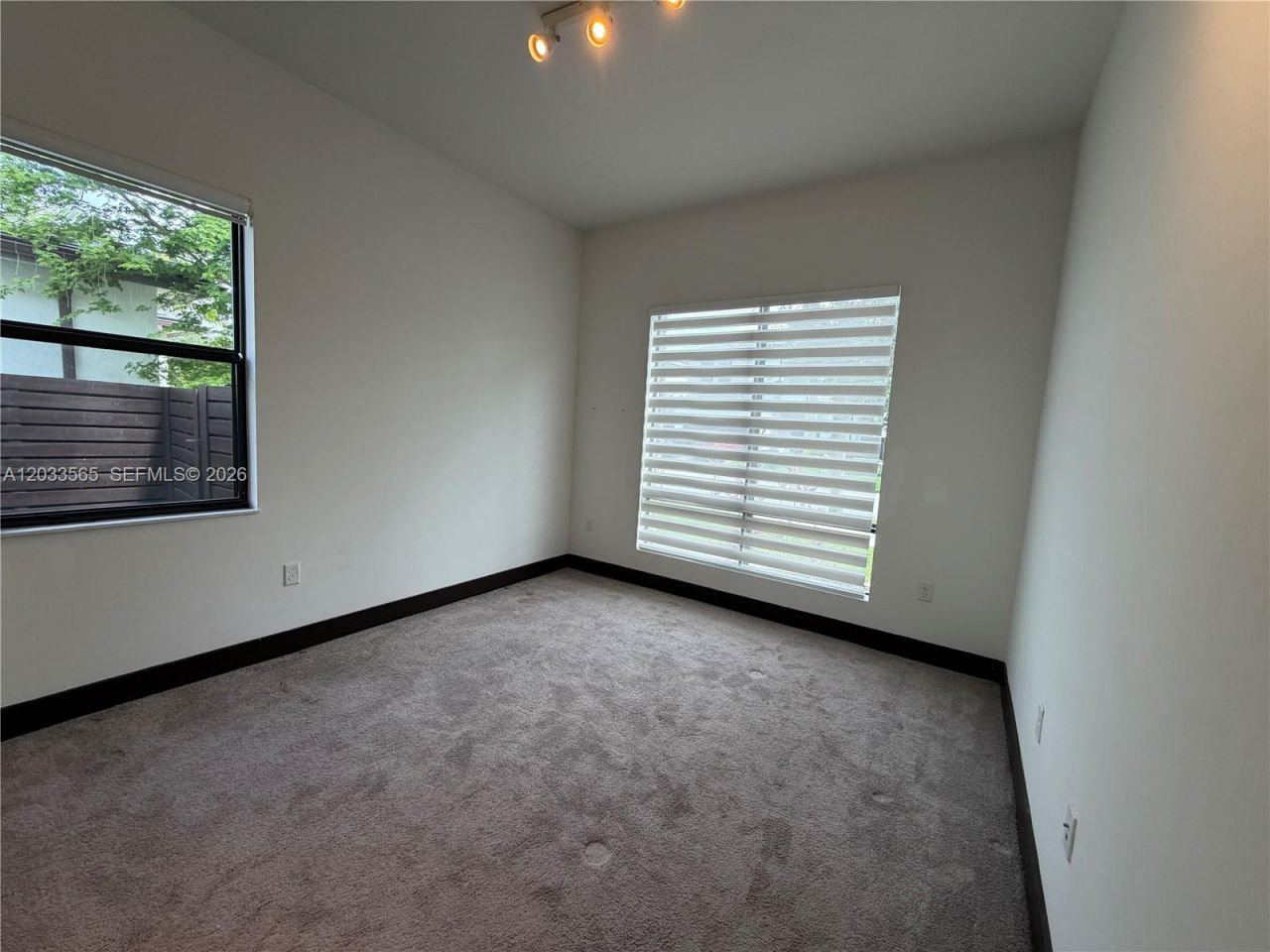 15976 SW 136th Ter , Miami, FL 33196 Photo