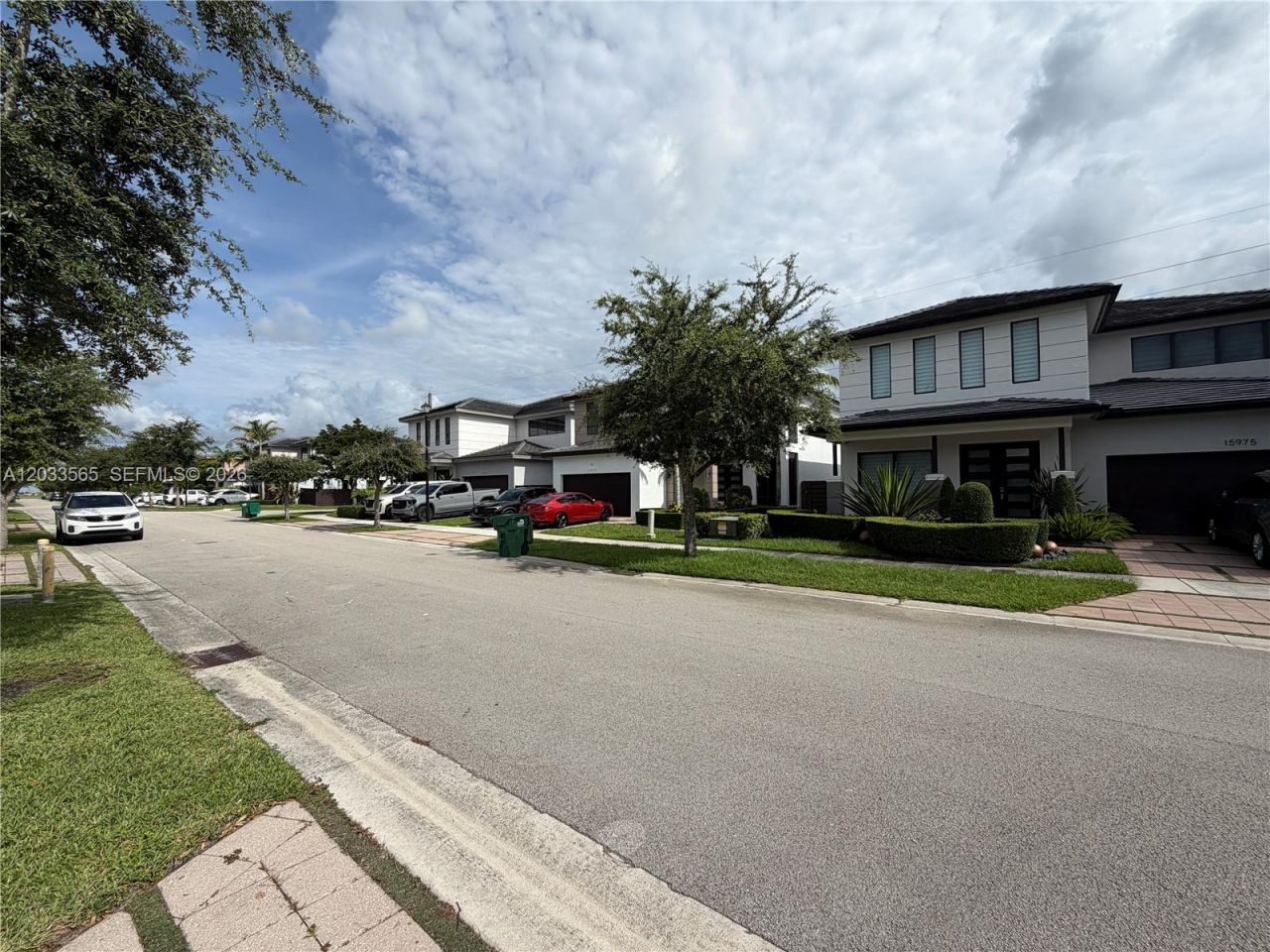 15976 SW 136th Ter, Miami, FL 33196 Photo