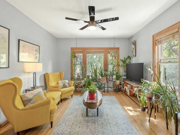 2701 Harriet Avenue, Unit 202, Minneapolis, MN 55408