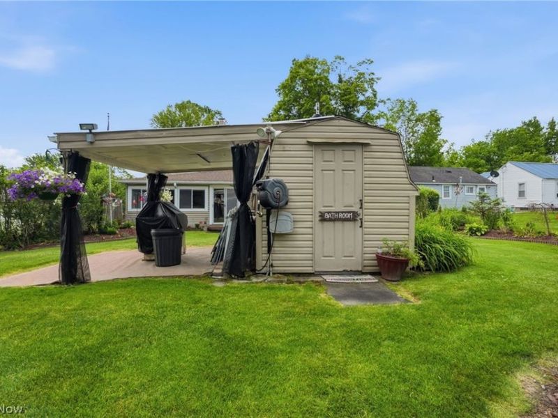 12570 Jackson Drive, Burton, OH 44021 Photo 12