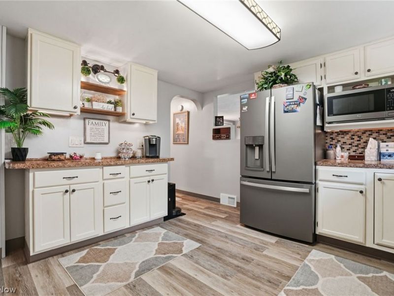 12570 Jackson Drive, Burton, OH 44021 Photo 18
