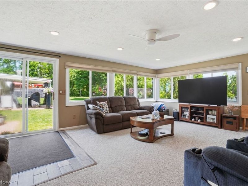 12570 Jackson Drive, Burton, OH 44021 Photo 24