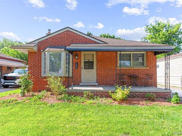 1653 London Avenue, Lincoln Park, MI 48146