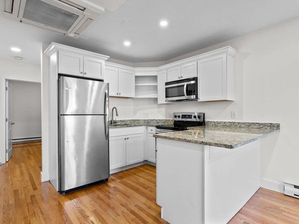 754 Huntington Ave, Unit 5, Boston, MA 02115