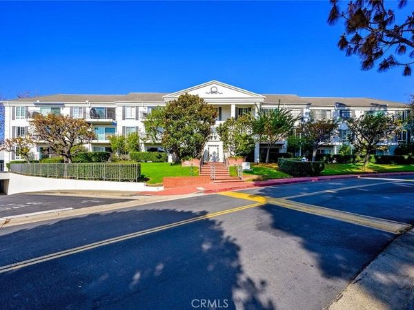 300 Cagney Lane, Unit 102, Newport Beach, CA 92663