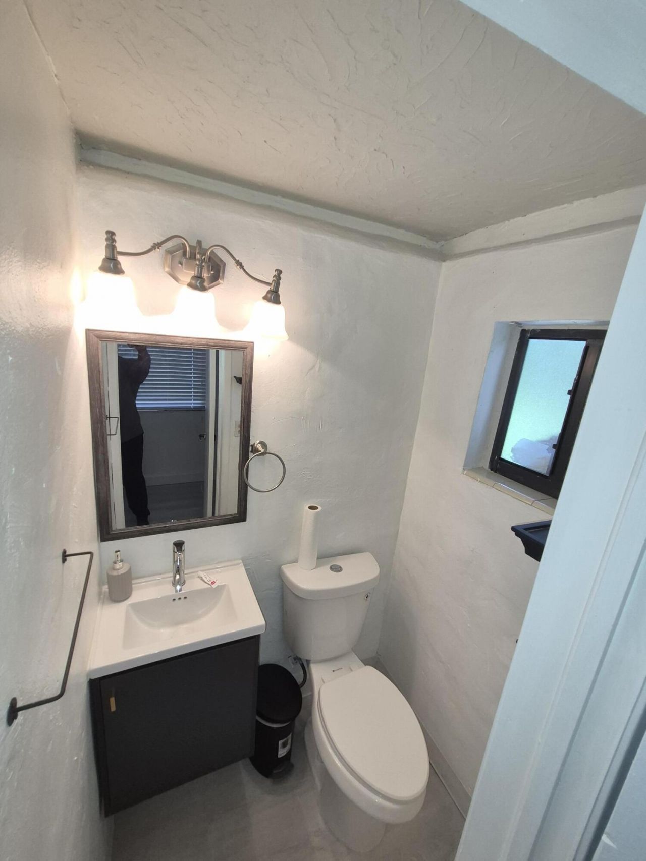 1760 NW 88th Street, Miami, FL 33147 Photo