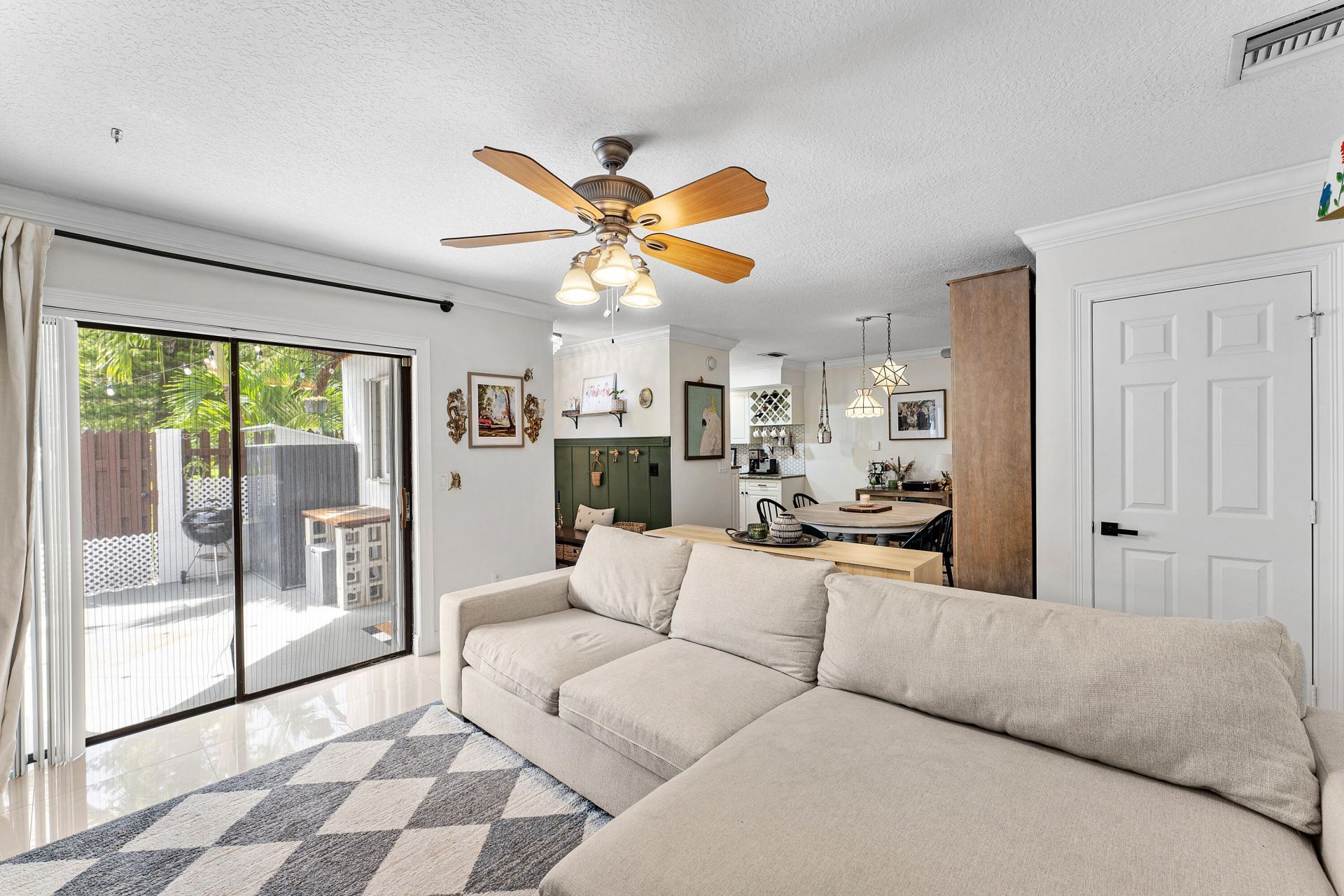 2298 Lena Lane, West Palm Beach, FL 33415 Photo