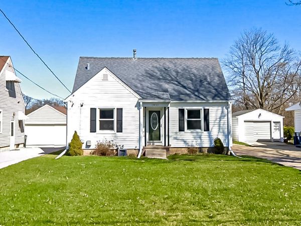 1937 W 7th Street, Waterloo, IA 50702
