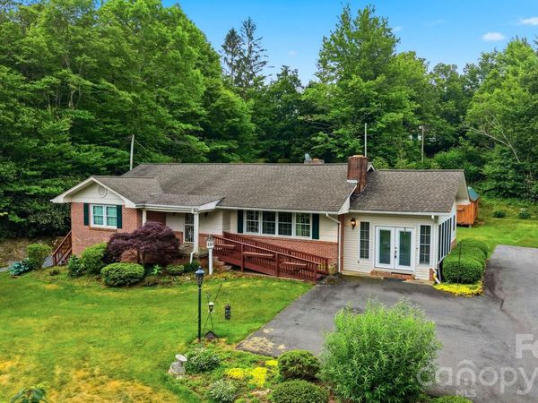9121 NC 181 Highway , Newland, NC 28657