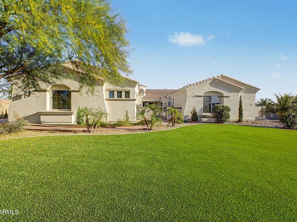 3155 E BLACKHAWK Court, Gilbert, AZ 85298