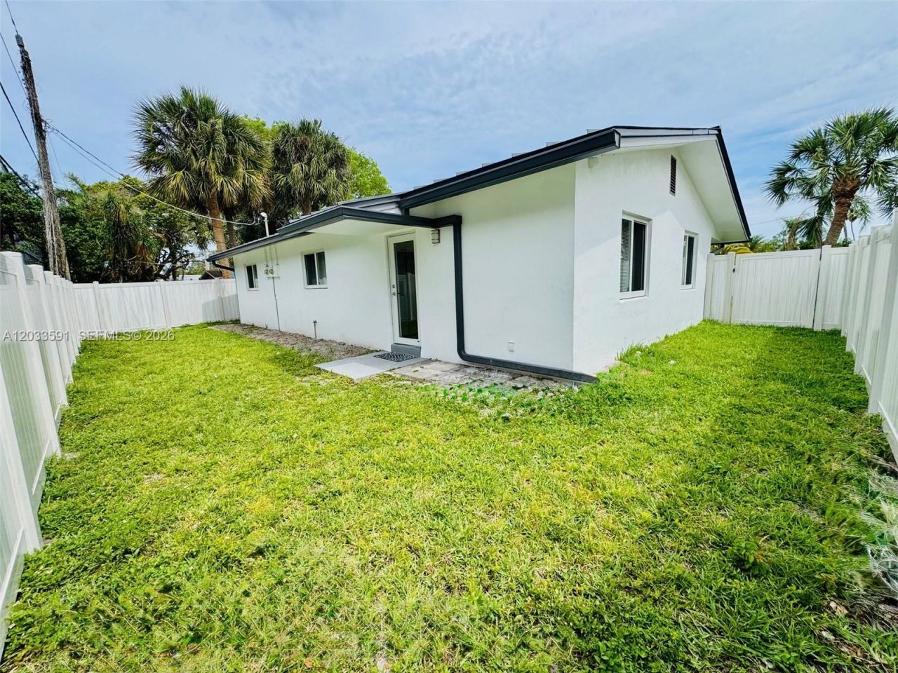 105-107 NE 30th Ct , Unit 107, Wilton Manors, FL 33334 Photo