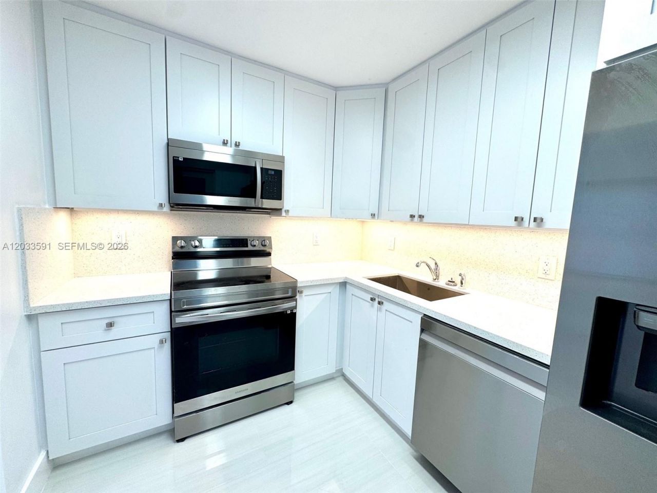105-107 NE 30th Ct , Unit 107, Wilton Manors, FL 33334 Photo