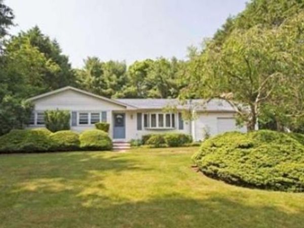 54 Randall Road , Wading River, NY 11792