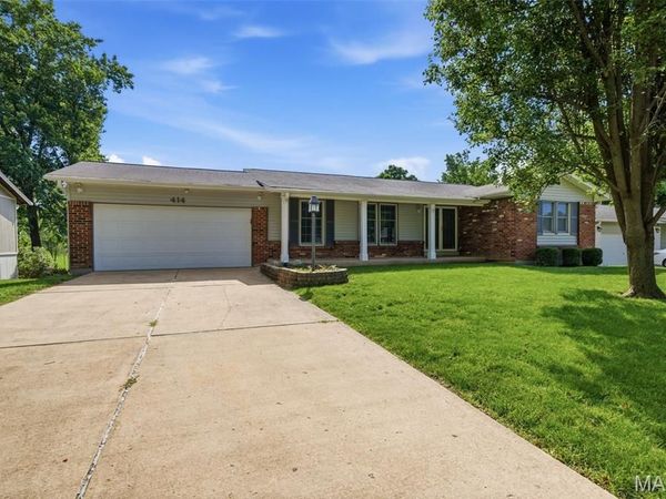 414 Marie Lane, Manchester, MO 63011