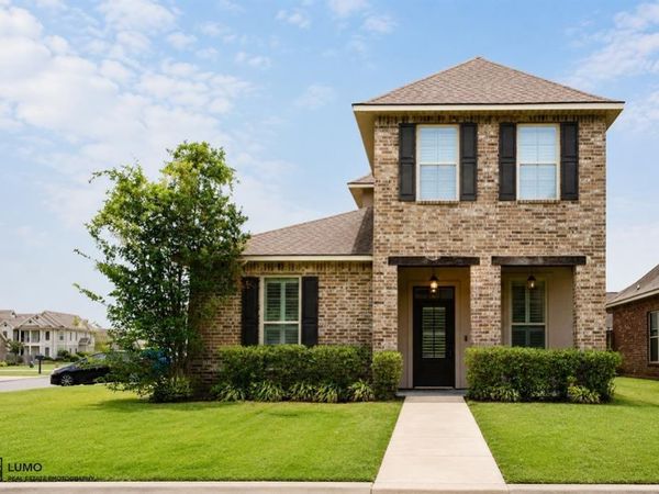 631 Riverscape Drive, Shreveport, LA 71104