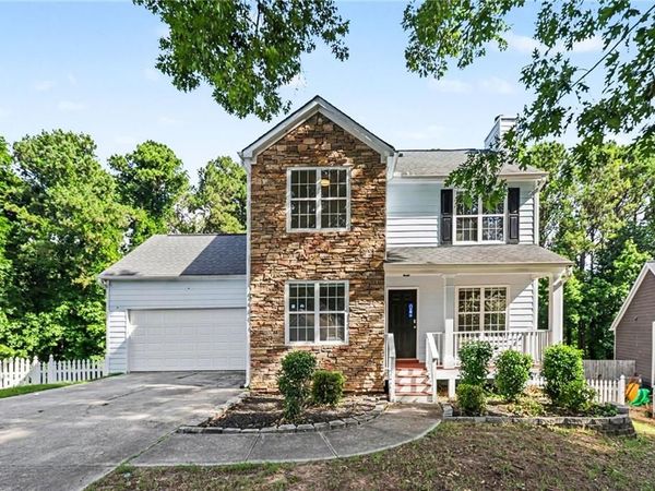 975 Riverside Walk Crossing , Sugar Hill, GA 30518