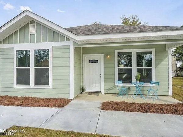 549 Saint John Street, Bay Saint Louis, MS 39520