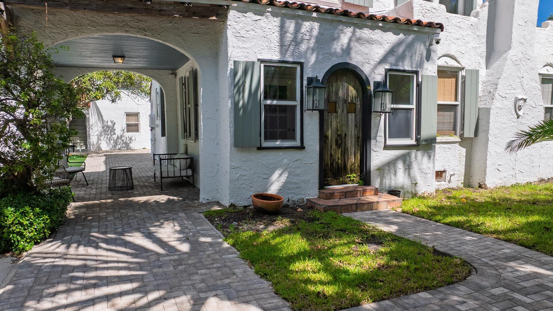 717 Forest Hill Boulevard, West Palm Beach, FL 33405 Photo