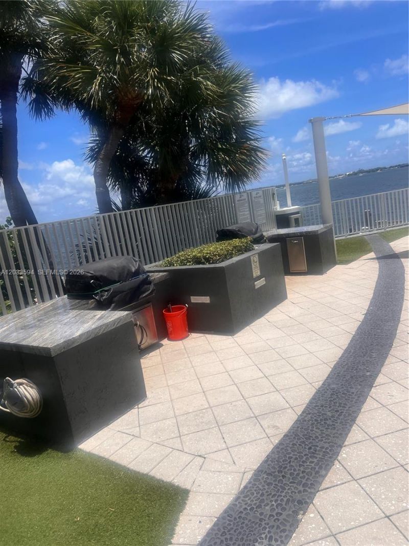 200 SE 15th Rd , Unit 16E, Miami, FL 33129 Photo