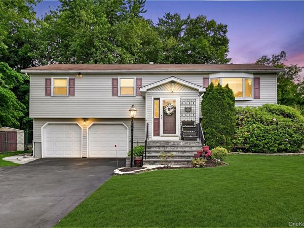 7 Spur Drive, Nanuet, NY 10954