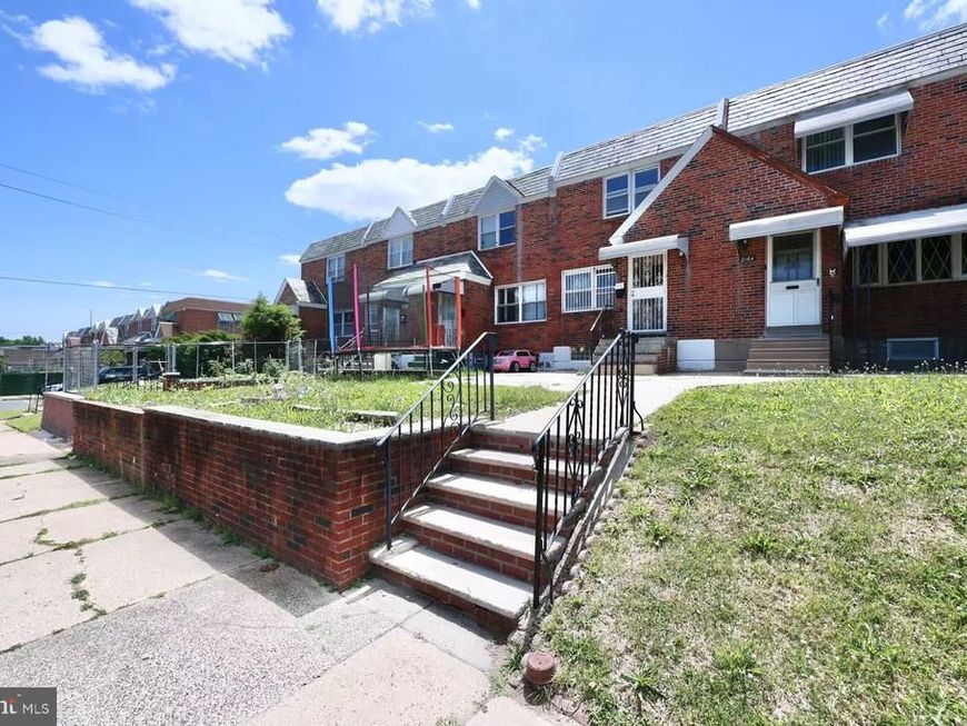 2166 Knorr Street, Philadelphia, PA 19149 Main Photo