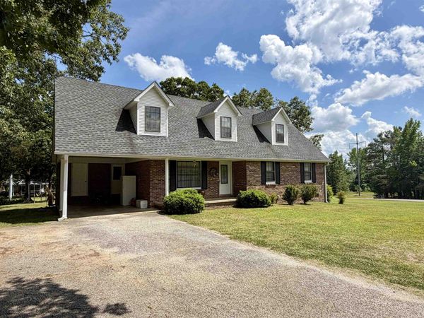 142 TREECE ST, Selmer, TN 38375