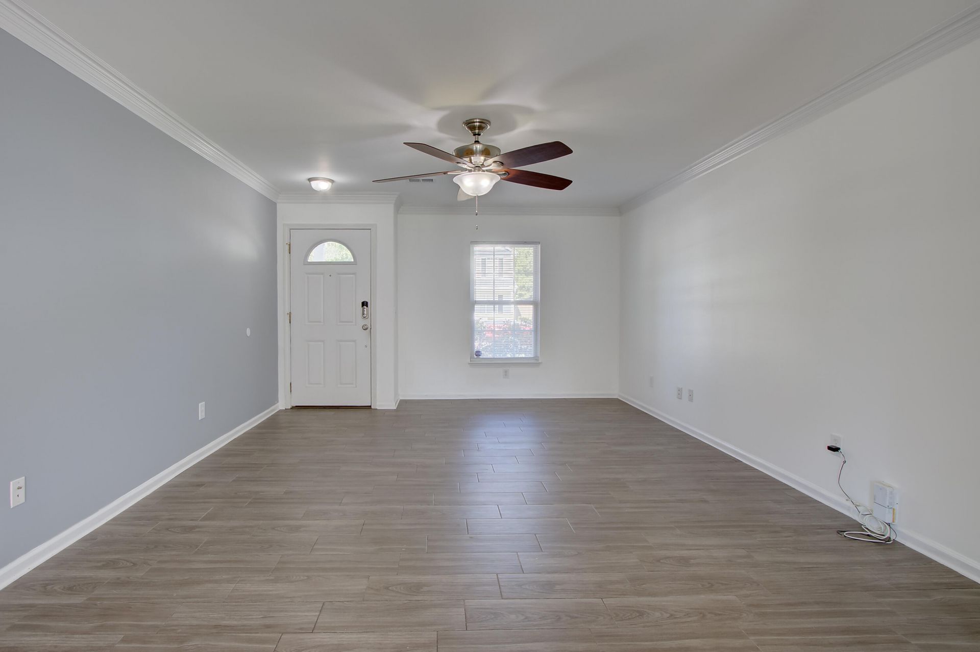 308 Briarbend Road Photo 10